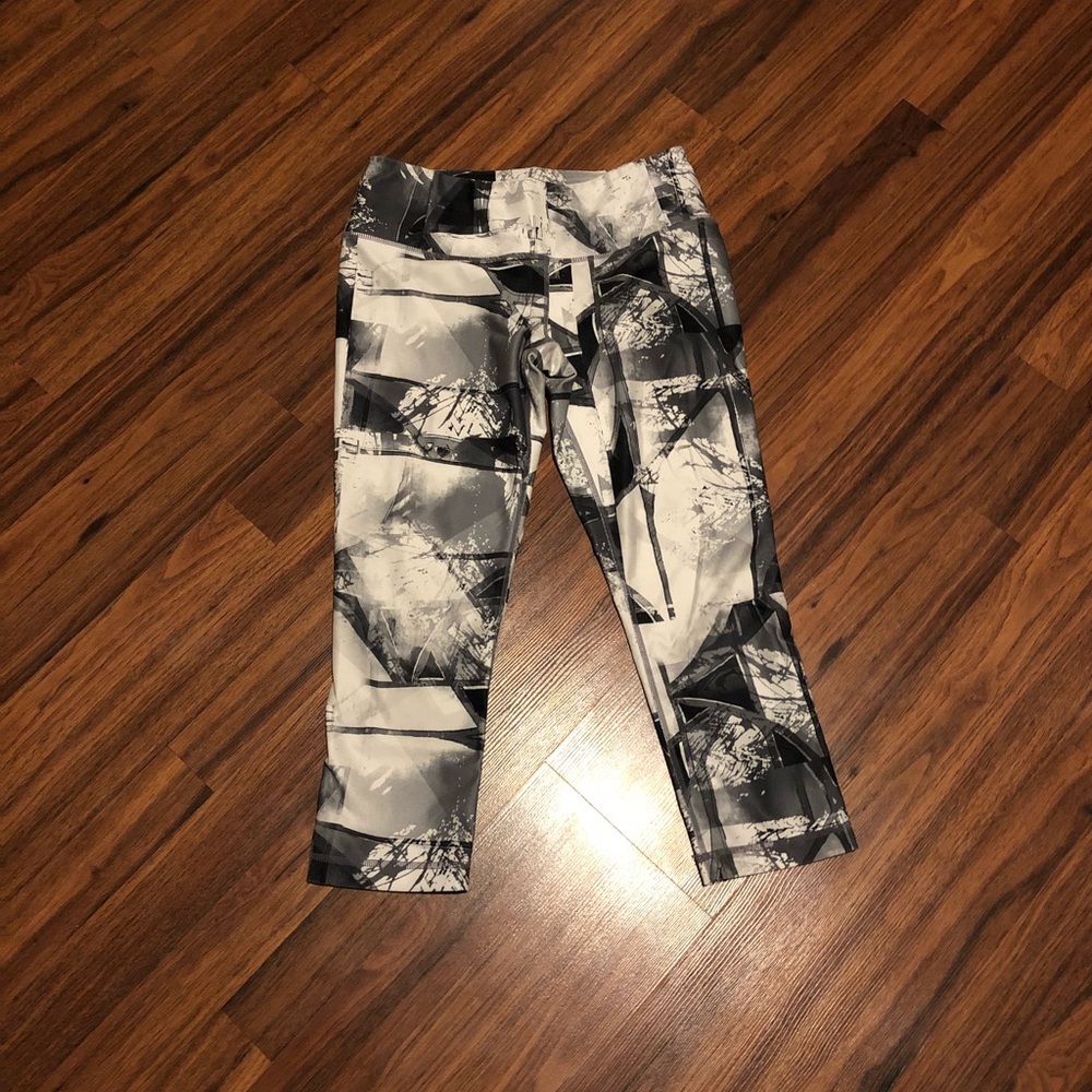 MPG workout capris
